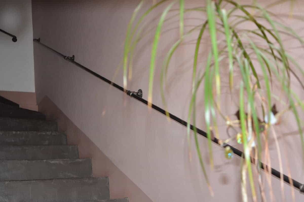Rampe descalier for intérieur extérieur JUN-Main courante Rampes de tuyauterie industrielles for escaliers Noir Mat décor de Maison Rampe Rampe de sécurité Murale