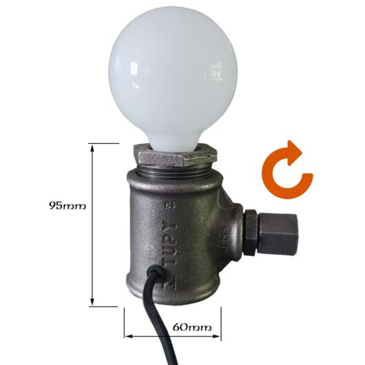 Lampe en raccord de plomberie : éclairage artisanal avec dimensions